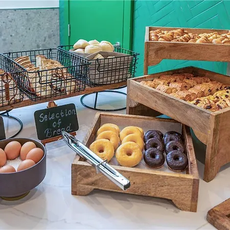 호텔 Mistral St Julians Affiliated By Melia Saint Julian's